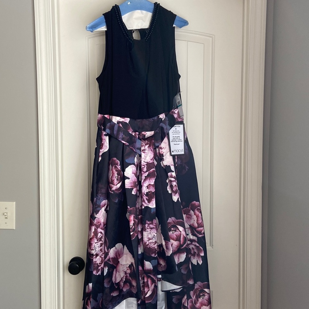 Floral Halter Style Hi-Lo Cocktail Dress. SLNY size 16.
